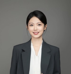 何静雯